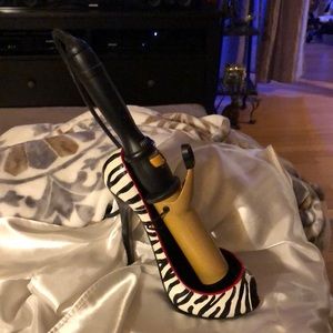 Con Air Curling Iron with High Heel Holder